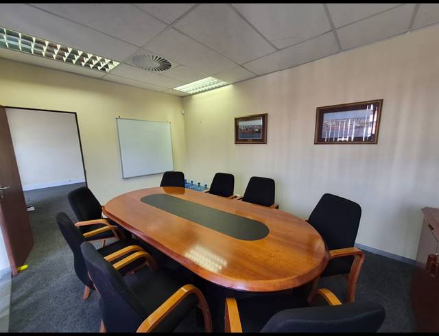 226M² OFFICE FOR SALE IN LITTLE FALLS